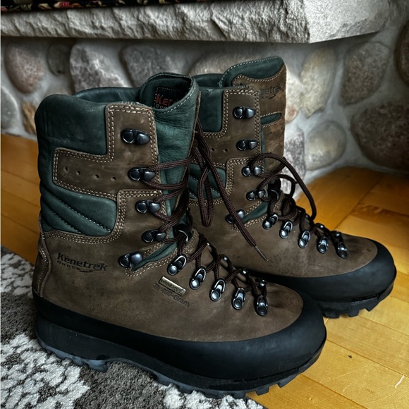 Men’s Kennetrek Mountain Extreme 400 insulated boot, size 8 medium width - Picture 1 of 4